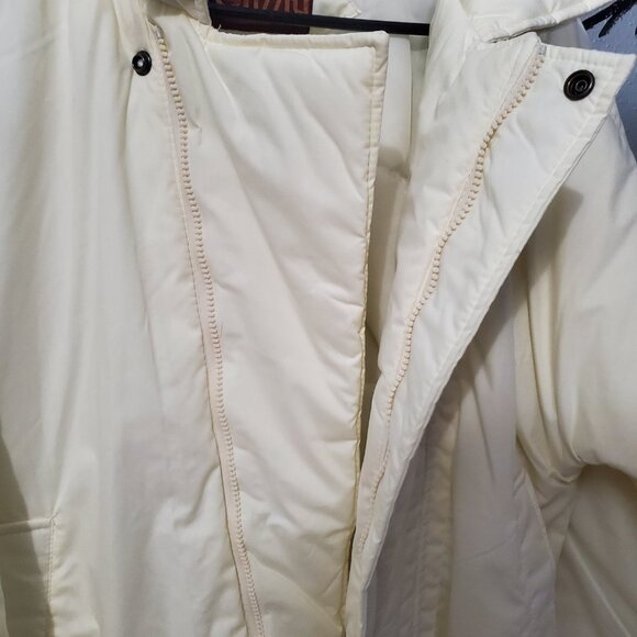 Vintage Men's Ivory Puffer Bomber Jacket with Hood from Grizzly, Streetwear, L - Picture 11 of 11